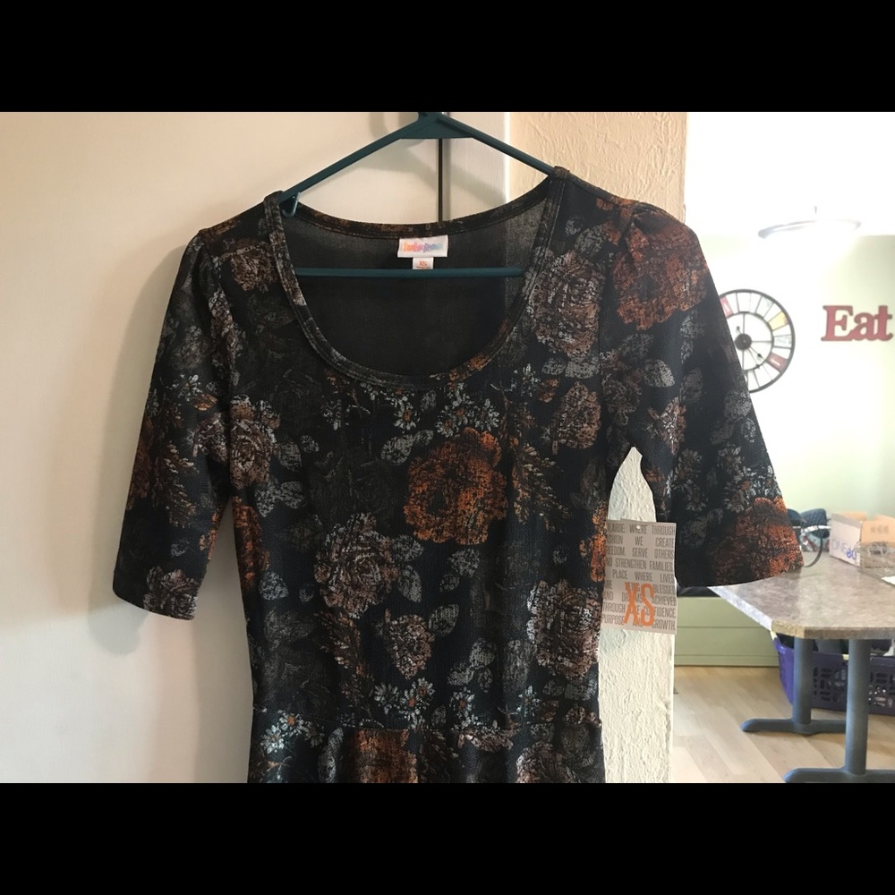 LuLaRoe Nicole dress - Picture 2 of 5
